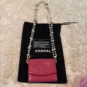 CHANEL Fuchsia Caviar Quilted Wallet